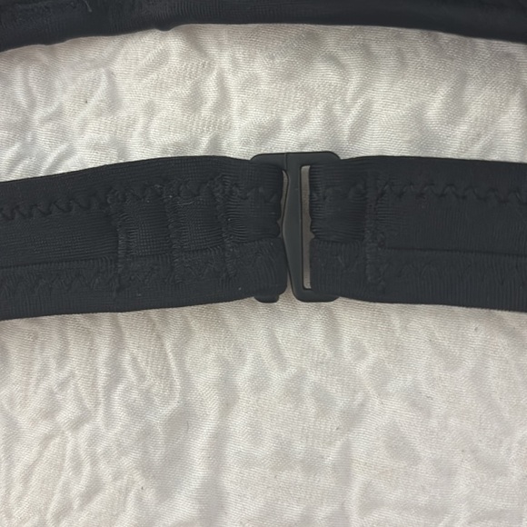 Aerie Triangle Cup Bikini Top - Picture 5 of 9